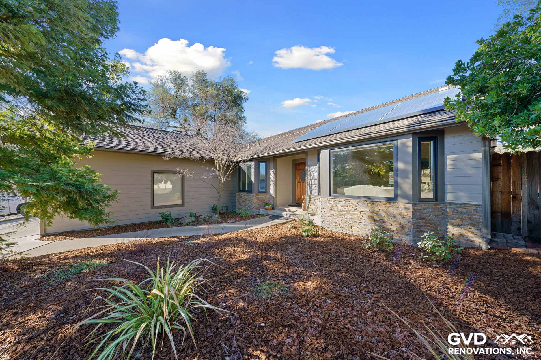 James Hardie Siding & Eldorado Stone