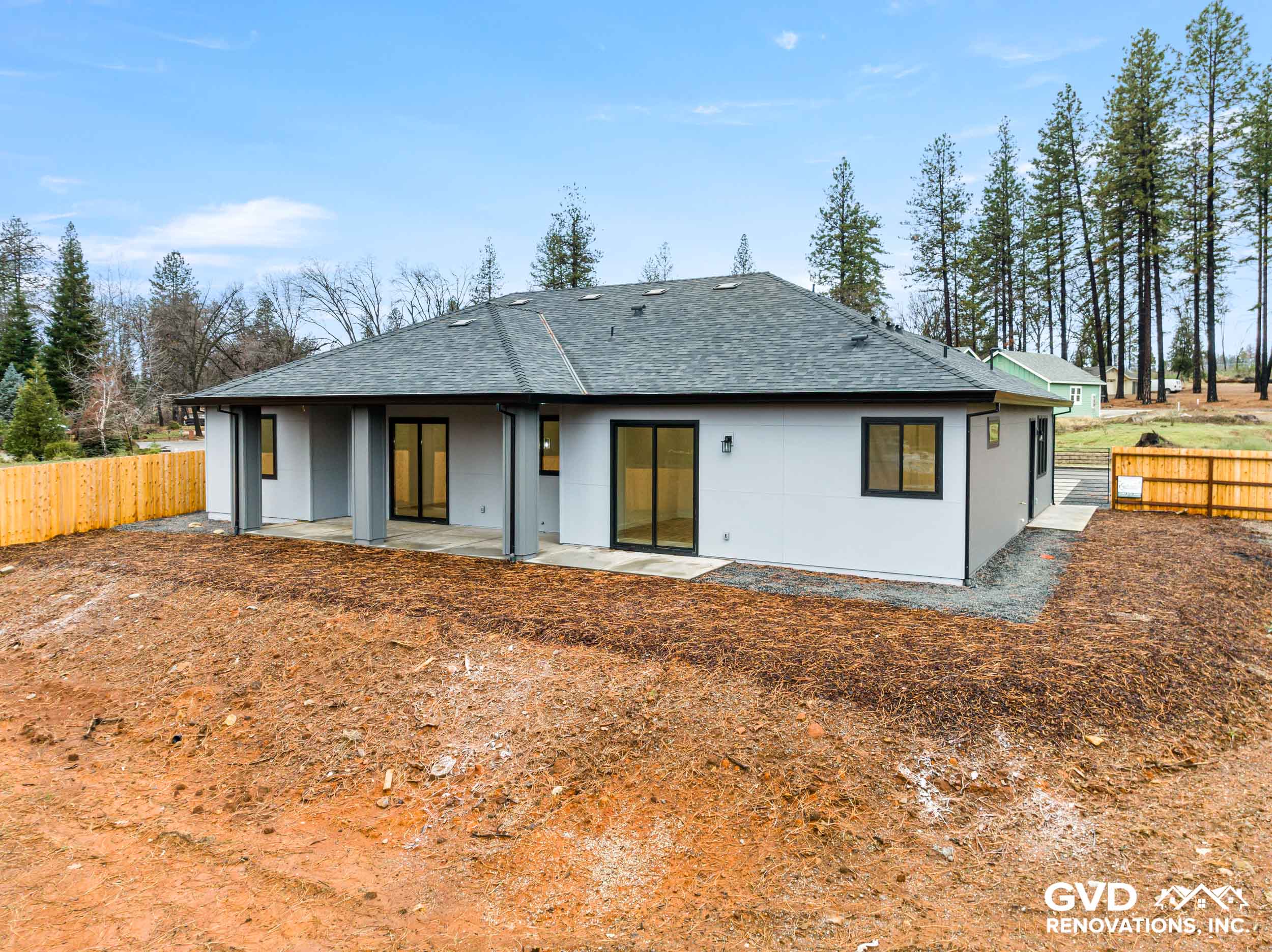 James Hardie Architectural Panels & Milgard Windows