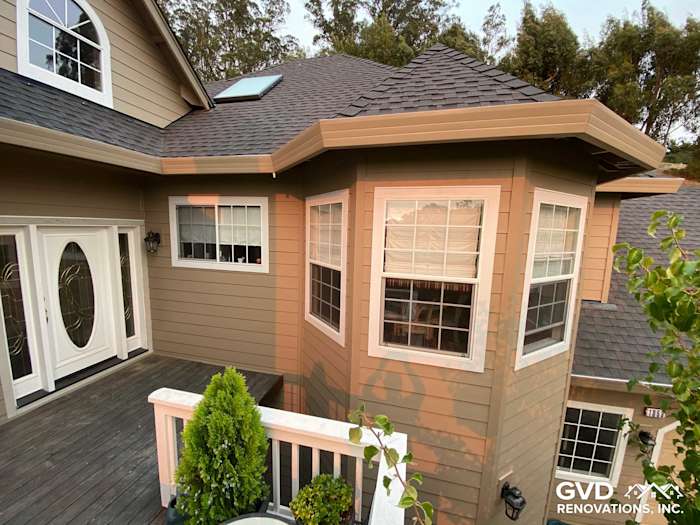 Khaki Brown James Hardie siding and trim on a unique home exterior in Petaluma, CA