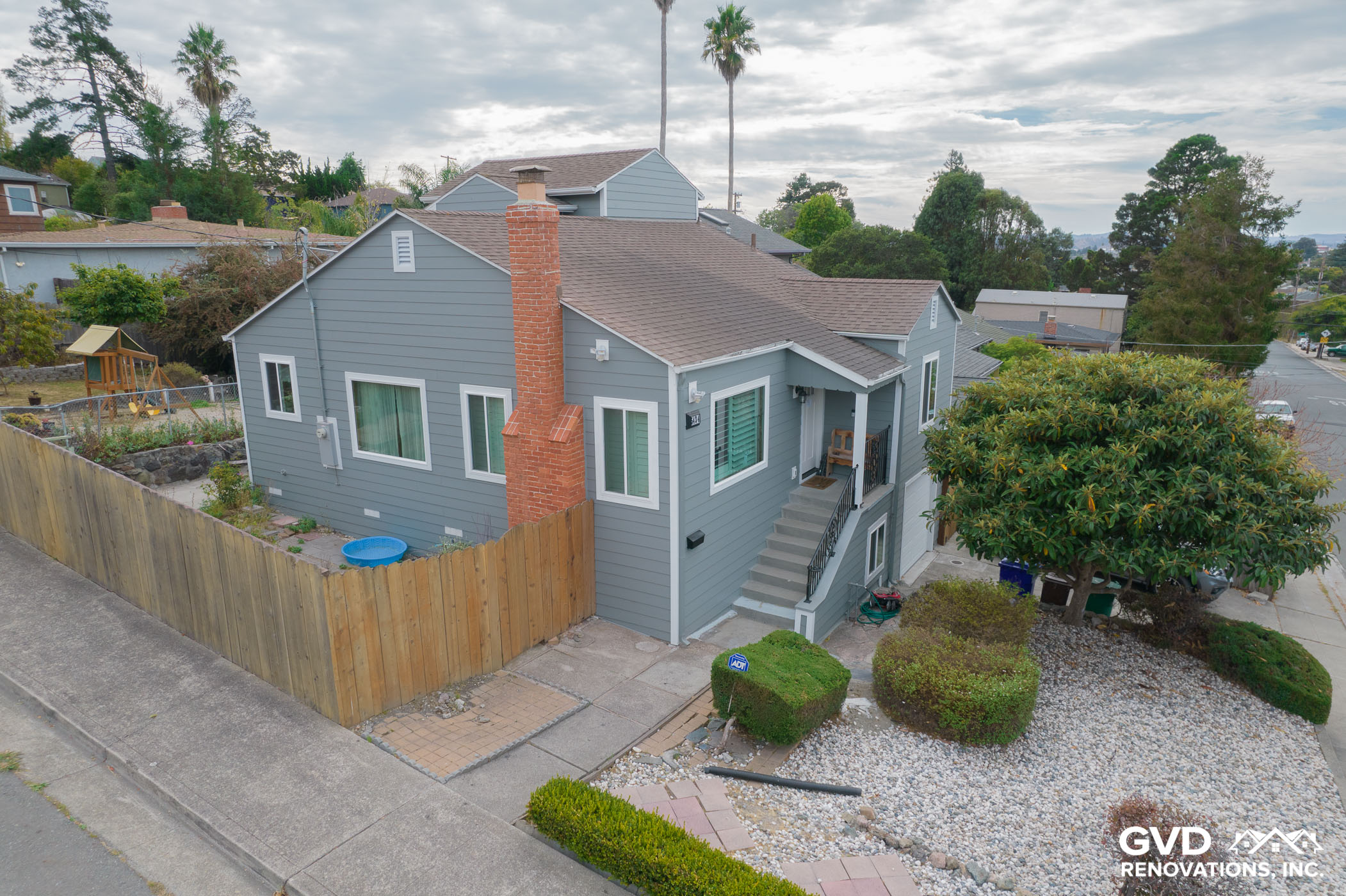 James Hardie Siding & Anlin Catalina Windows