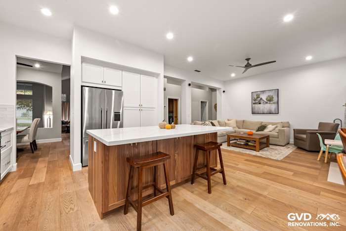 Modern kitchen remodel featuring a Fieldstone island, Vadara Bronzo countertops, and Waypoint cabinets in Folsom, CA