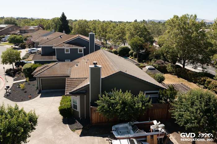 Home exterior featuring Mountain Sage James Hardie siding and Cobble Stone trim in Petaluma, CA
