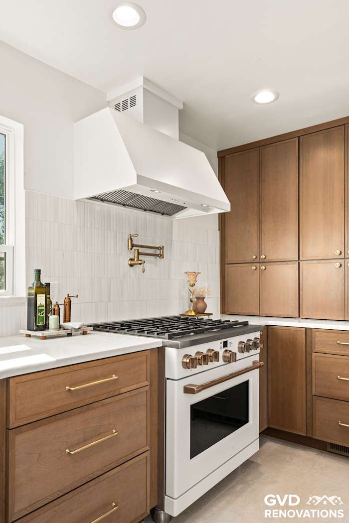 Custom Curved Kitchen Remodel