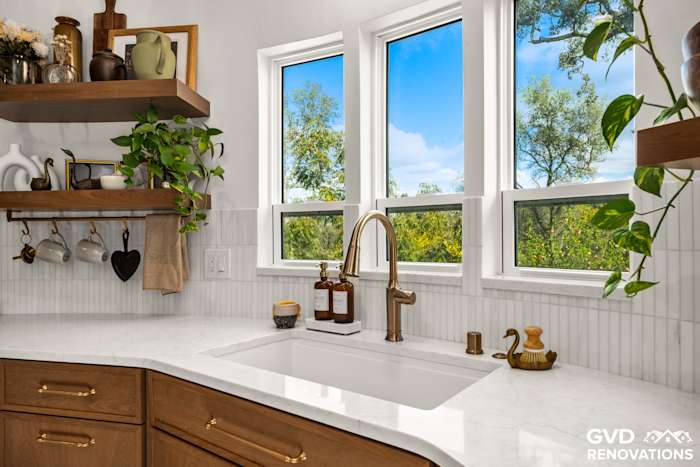 Custom Curved Kitchen Remodel