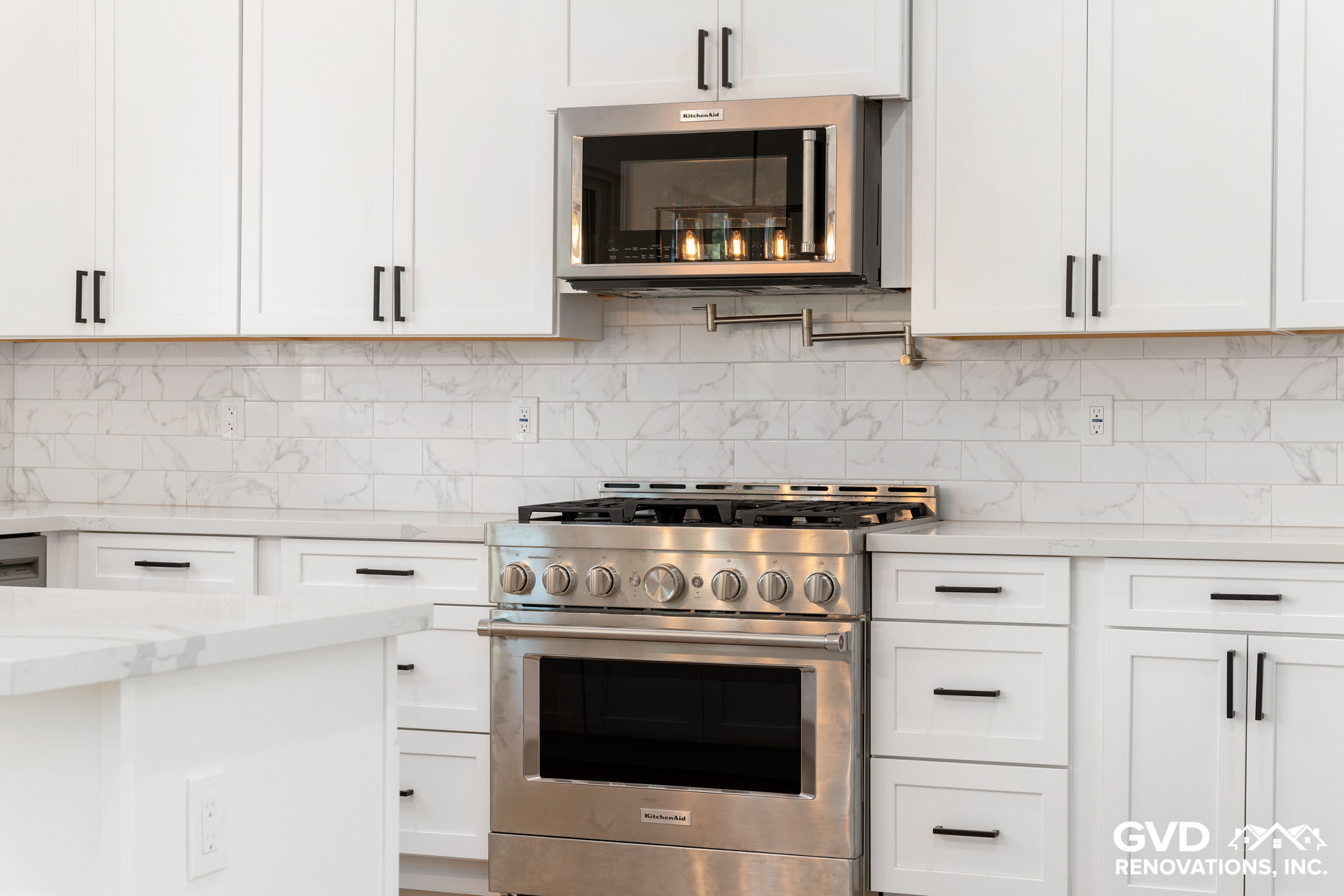 Custom Home Kitchen Design