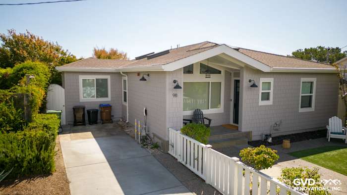 Mill Valley home featuring Pearl Gray James Hardie shingle siding and Arctic White trim with landscaped front yard