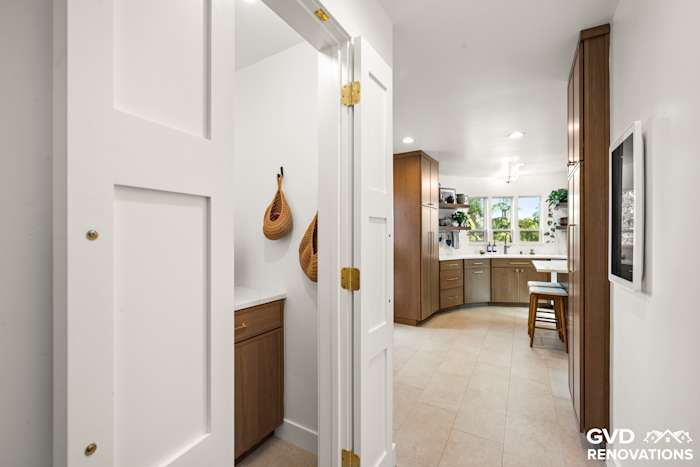 Custom Curved Kitchen Remodel