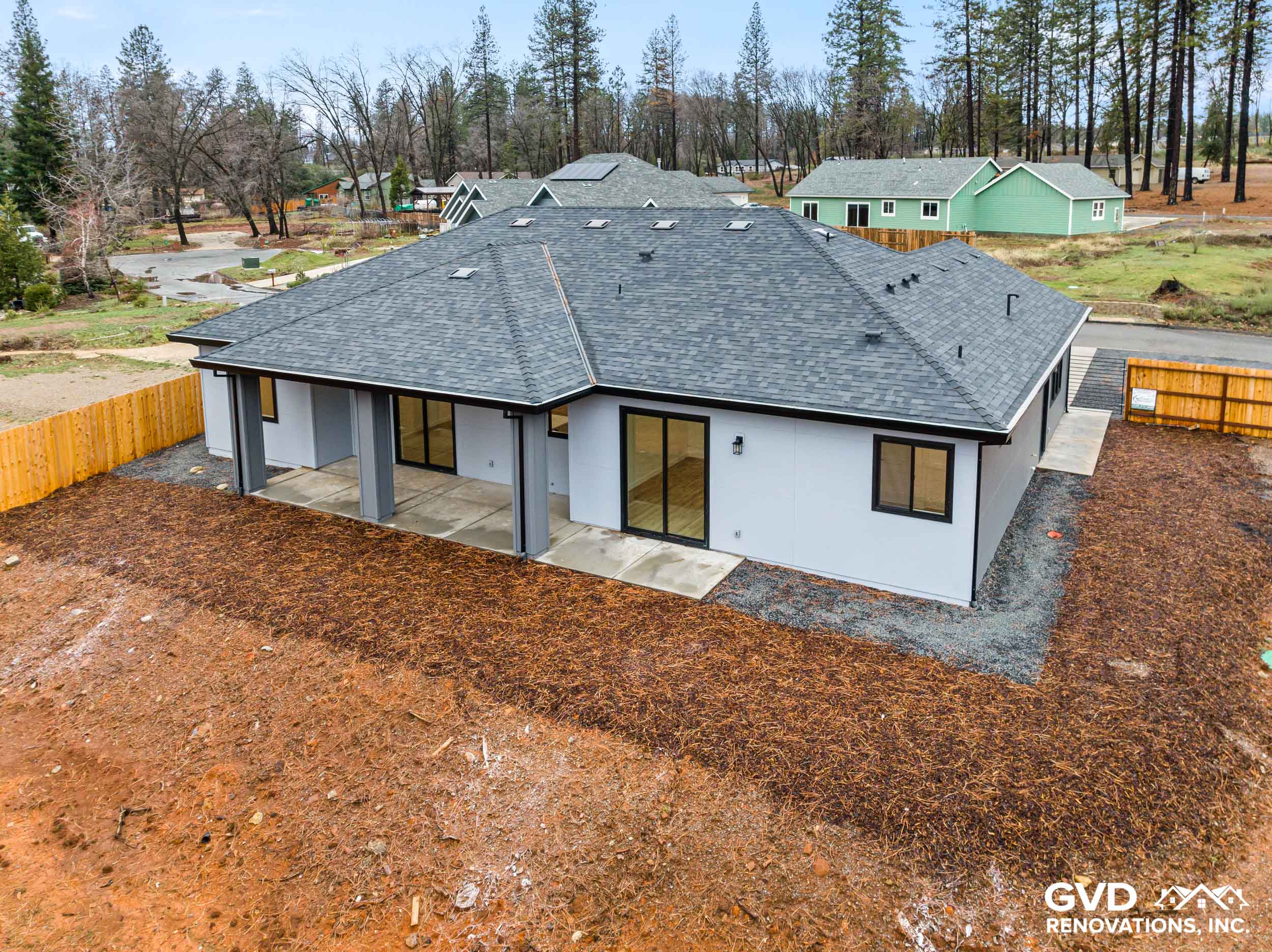 James Hardie Architectural Panels & Milgard Windows