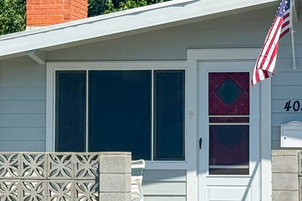 Light Mist HardiePlank siding and Arctic White trim on a freshly renovated home exterior in Roseville, CA