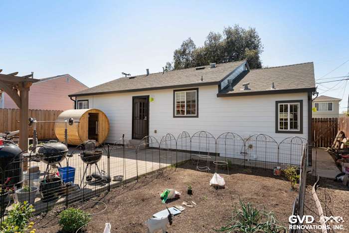 HardiePlank Lap Siding Replacement