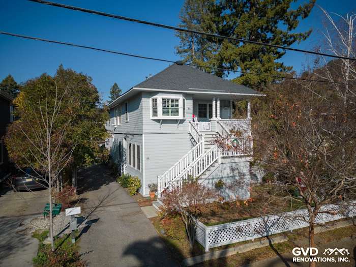 Modern home exterior featuring Prime James Hardie Lap Siding in gray with Arctic White HardieTrim in San Anselmo