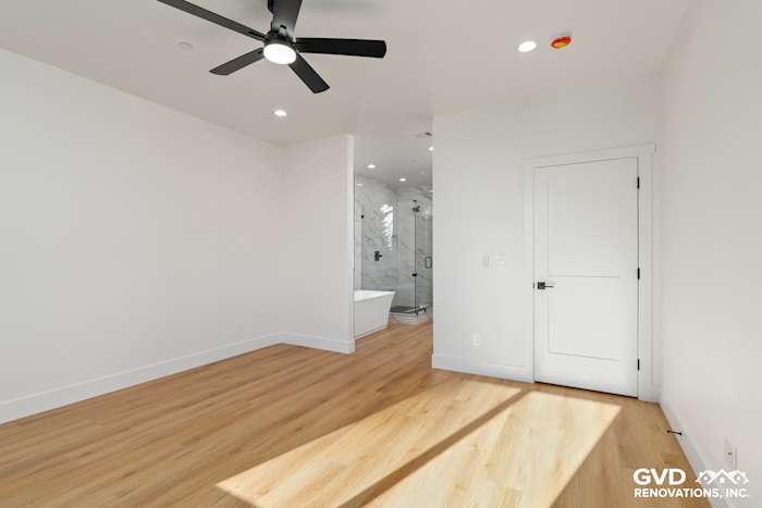 Luxurious Guest & Master Bathroom Design