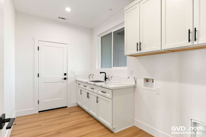 Luxurious Guest & Master Bathroom Design