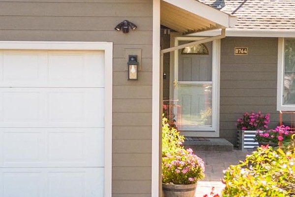 Home exterior renovation featuring Timber Bark HardiePlank siding and Cobble Stone trim in Rohnert Park