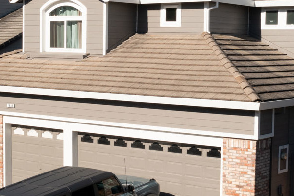 Home exterior featuring James Hardie Aged Pewter lap siding and Alside Mezzo Vinyl windows in Petaluma, CA