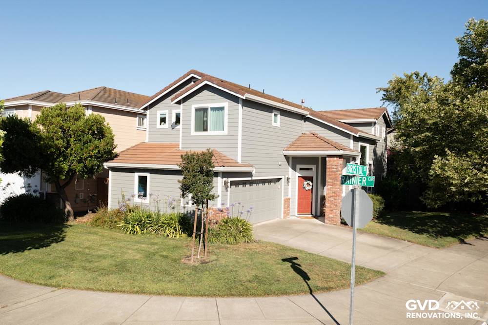 James Hardie Siding & Milgard Windows