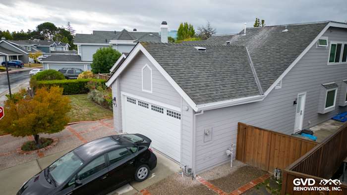 New Pearl Gray James Hardie siding and Milgard windows on a home in Foster City, CA
