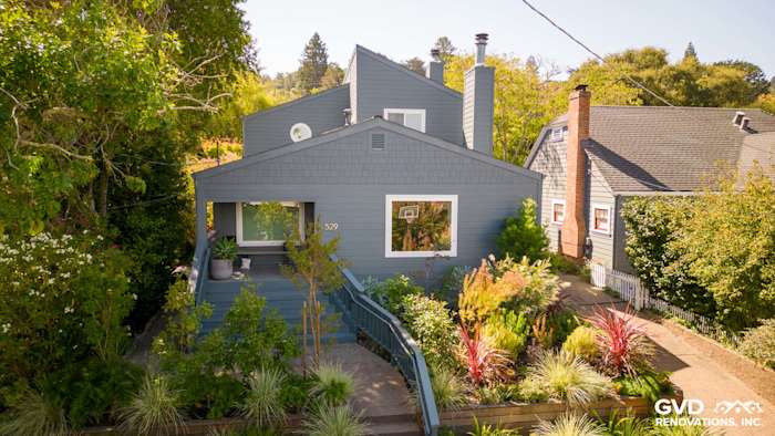 Home exterior featuring James Hardie Cedarmill siding in Evening Blue with Arctic White trim in Corte Madera, CA