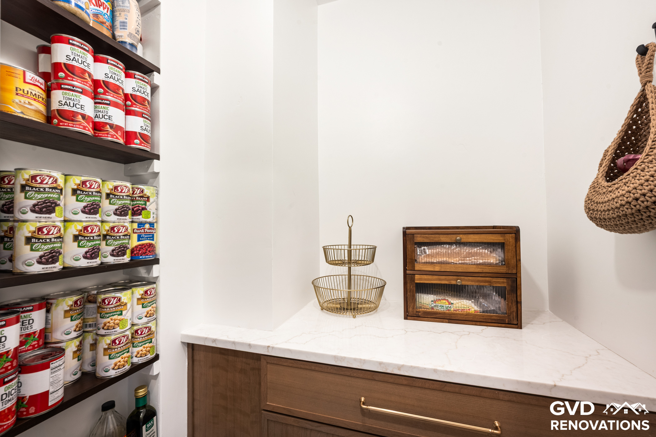 Custom Curved Kitchen Remodel