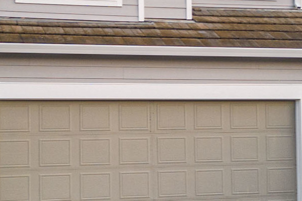 Modern home exterior showcasing James Hardie Pearl Gray siding and Arctic White trim in Fremont, CA