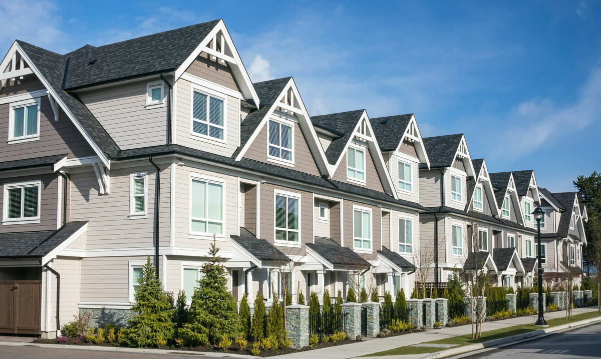 A Comprehensive Guide to Siding for Multifamily Homes