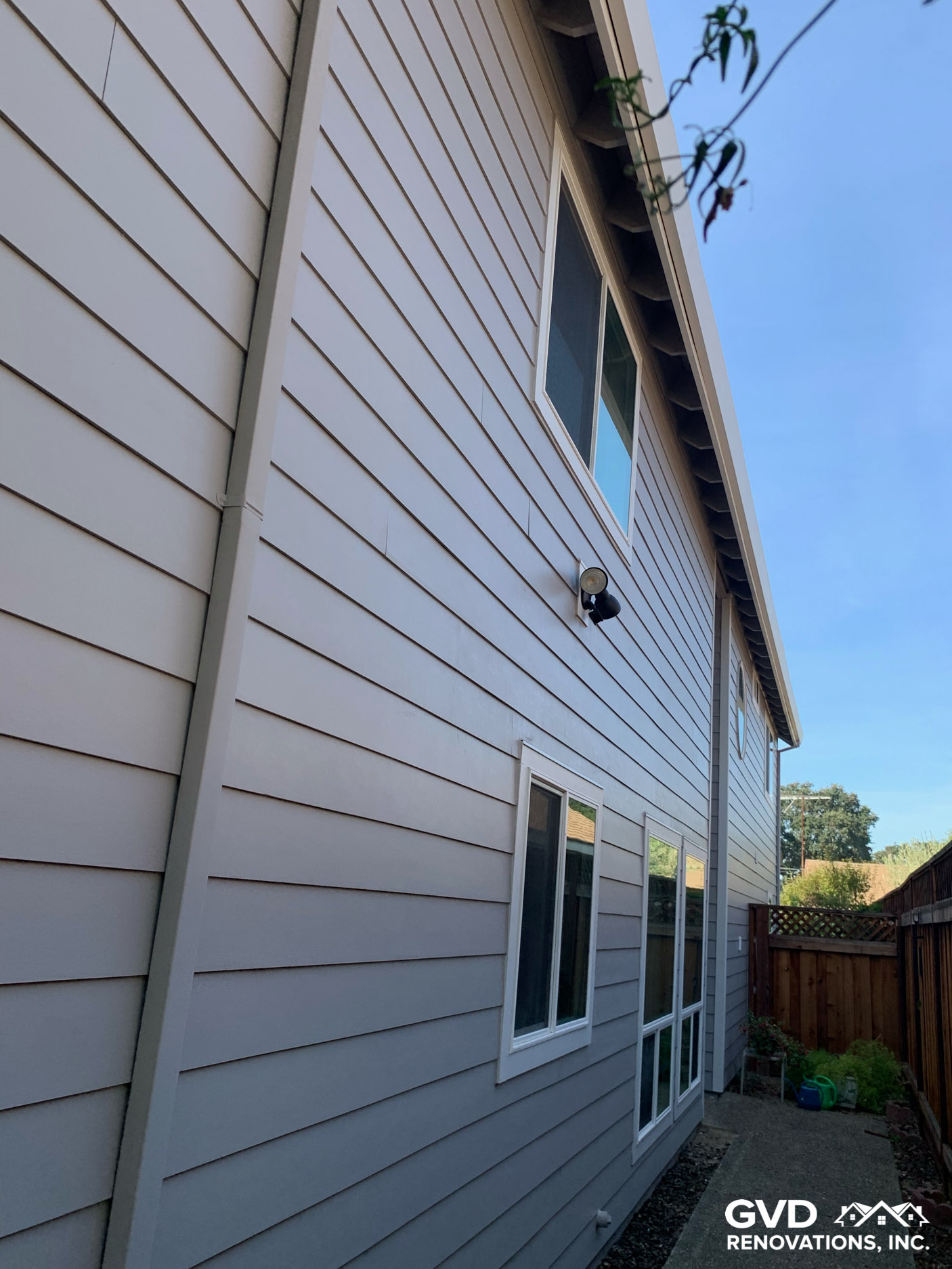 James Hardie Siding & Windows Installed