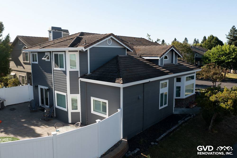 James Hardie Lap & Shingle Siding and Windows Replacement