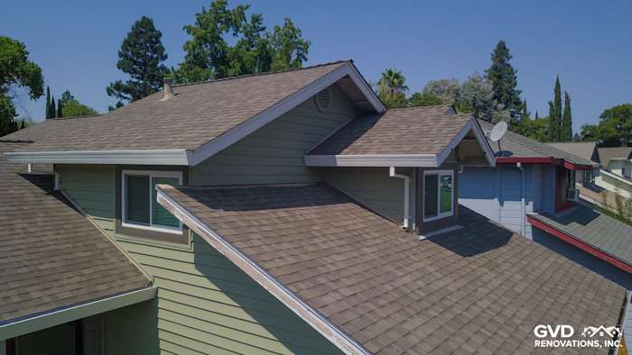 Roofline featuring Juniper Ridge Prodigy Siding and white trim on a Sacramento home