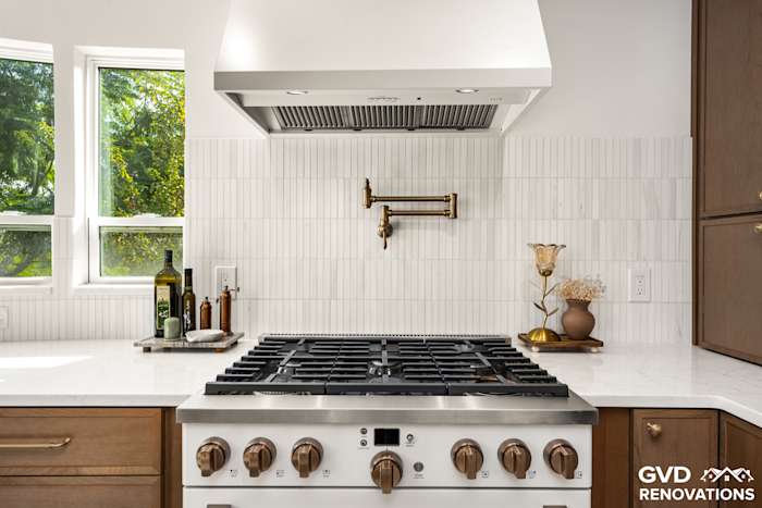 Custom Curved Kitchen Remodel