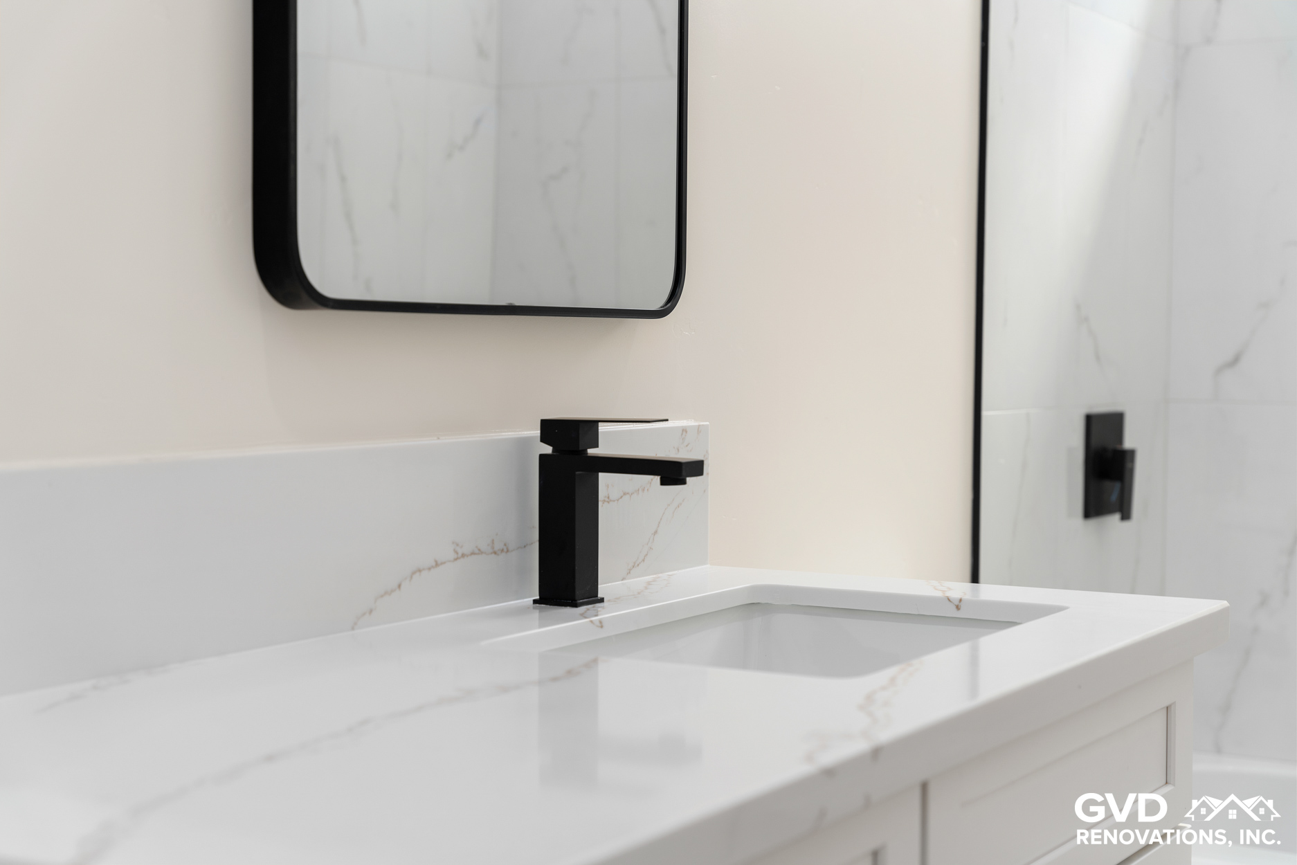 Custom Home Bathroom Design