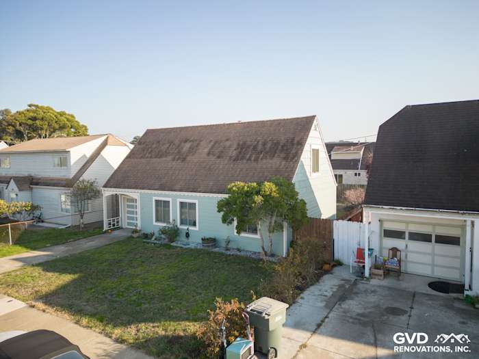 Home exterior featuring newly installed James Hardie Artisan Lap Siding in South San Francisco, showcasing a stylish