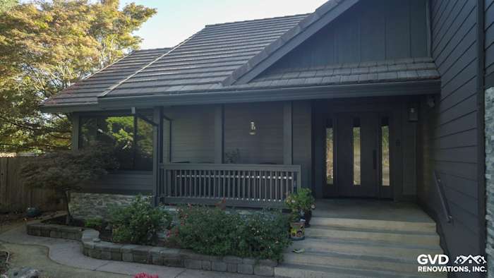 Modern Sacramento home exterior featuring Night Gray HardiePlank siding, Iron Gray trim, and a welcoming front porch