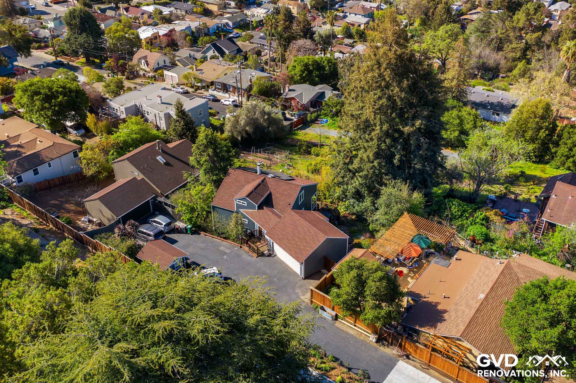 HardiePlank Lap Siding & Windows