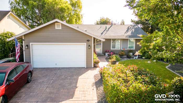 Freshly renovated home exterior in Rohnert Park featuring Timber Bark HardiePlank siding and Cobble Stone trim