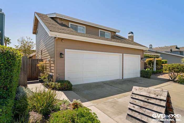 Khaki Brown HardiePlank siding with Arctic White trim on a Foster City home exterior