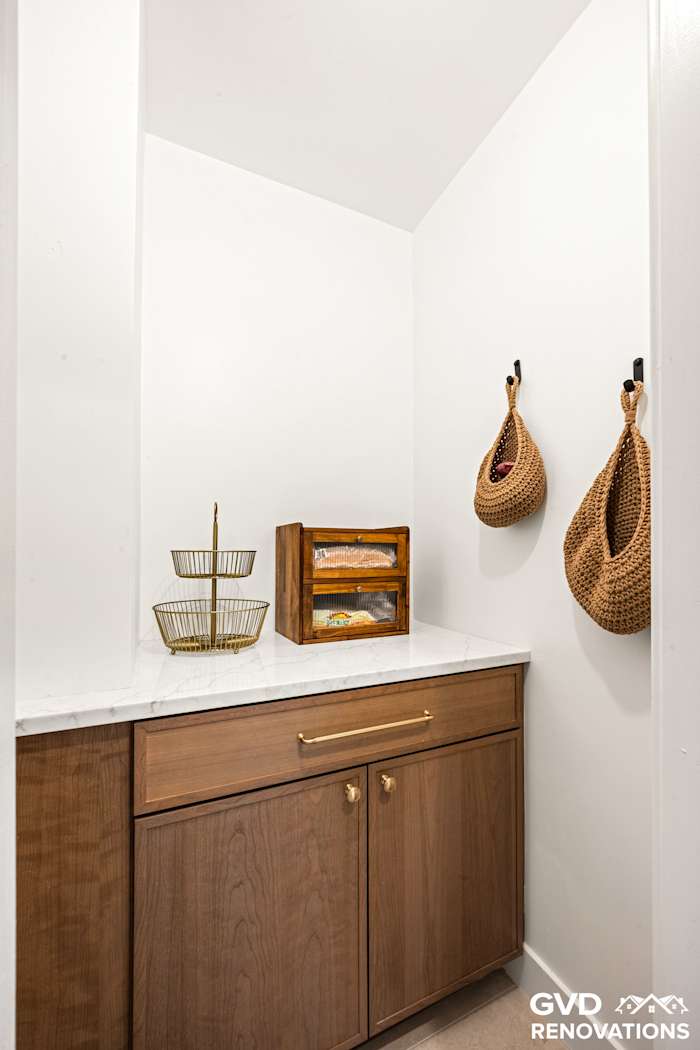 Custom Curved Kitchen Remodel