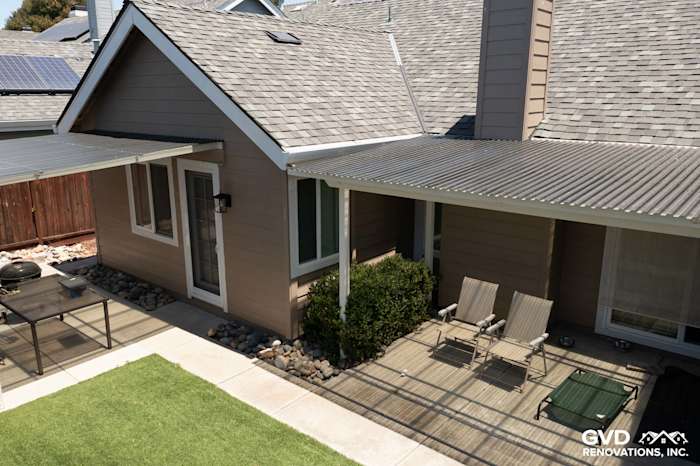 Khaki Brown James Hardie Artisan Lap Siding with Arctic White trim on a Foster City home exterior