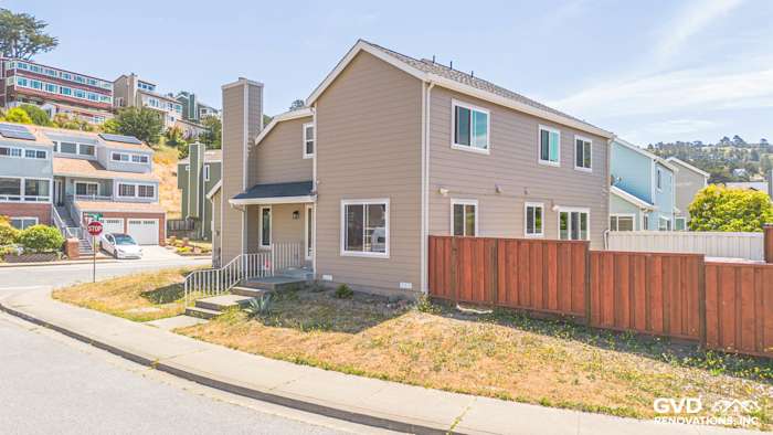 Pacifica home exterior featuring James Hardie Khaki Brown Lap Siding and Anlin Windows with Cobble Stone trim