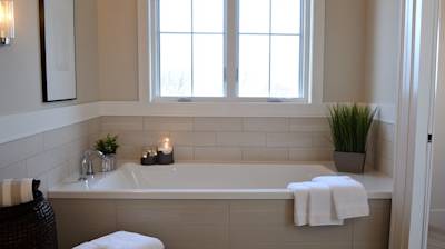 Bathtub Surrounds: Upgrade Your Bathroom Today