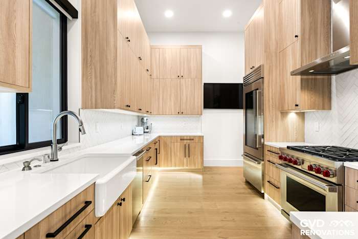 Custom Kitchen Design & Construction