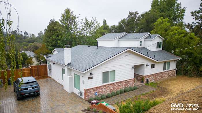 Oakland home exterior featuring James Hardie Cedarmill siding, Alside windows, and a new roof