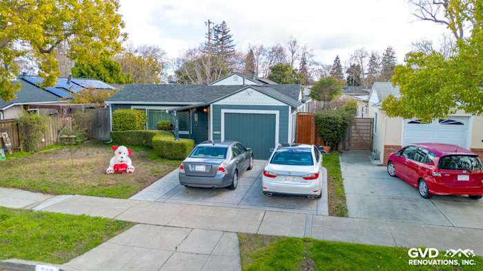 Modern home exterior in Evening Blue James Hardie siding with Arctic White trim in Redwood City