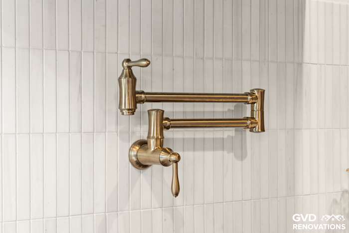 Custom Curved Kitchen Remodel