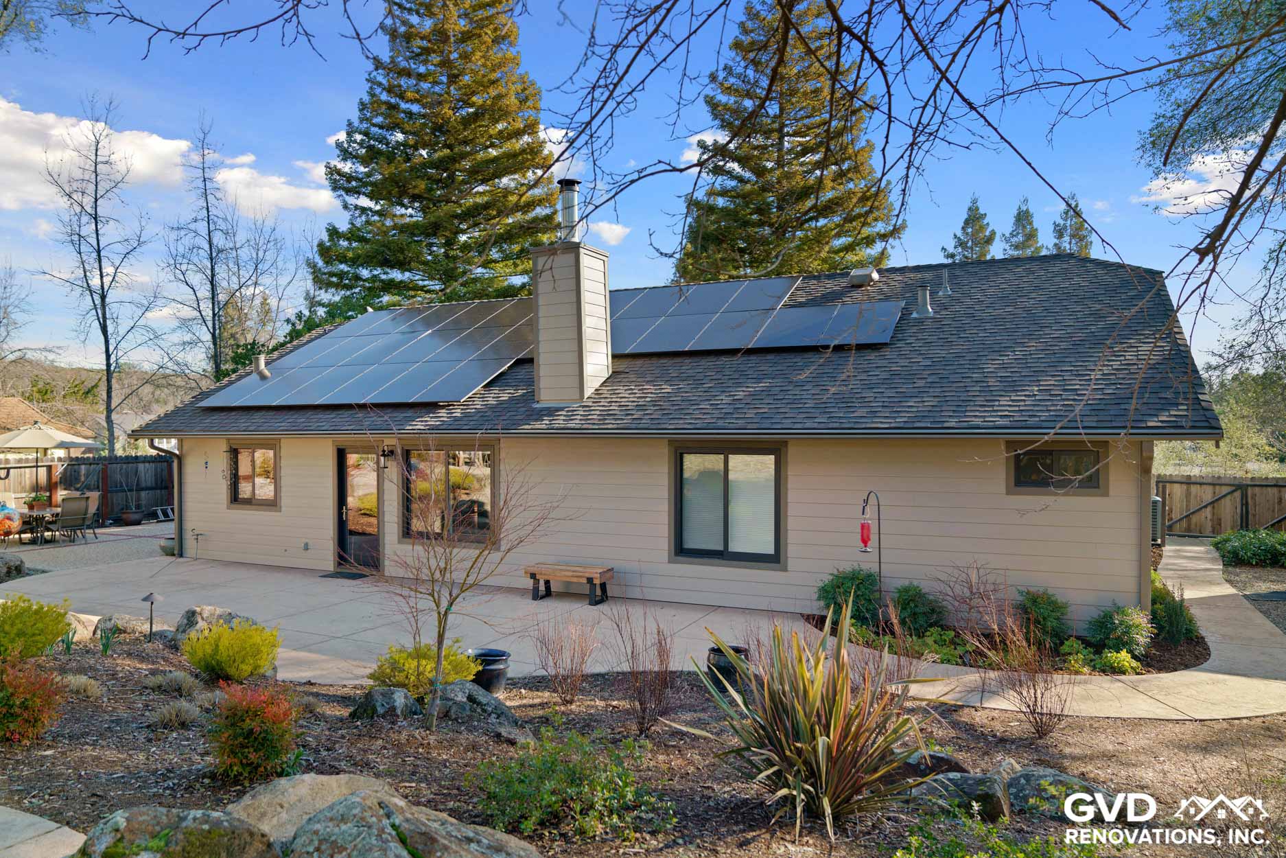 James Hardie Siding & Eldorado Stone