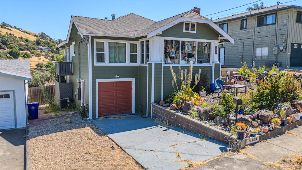 Full Exterior Siding & Window Renovation