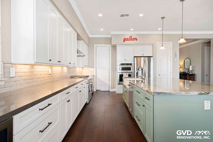 Modern El Dorado Hills kitchen with white cabinetry, quartz countertops, and stainless steel appliances