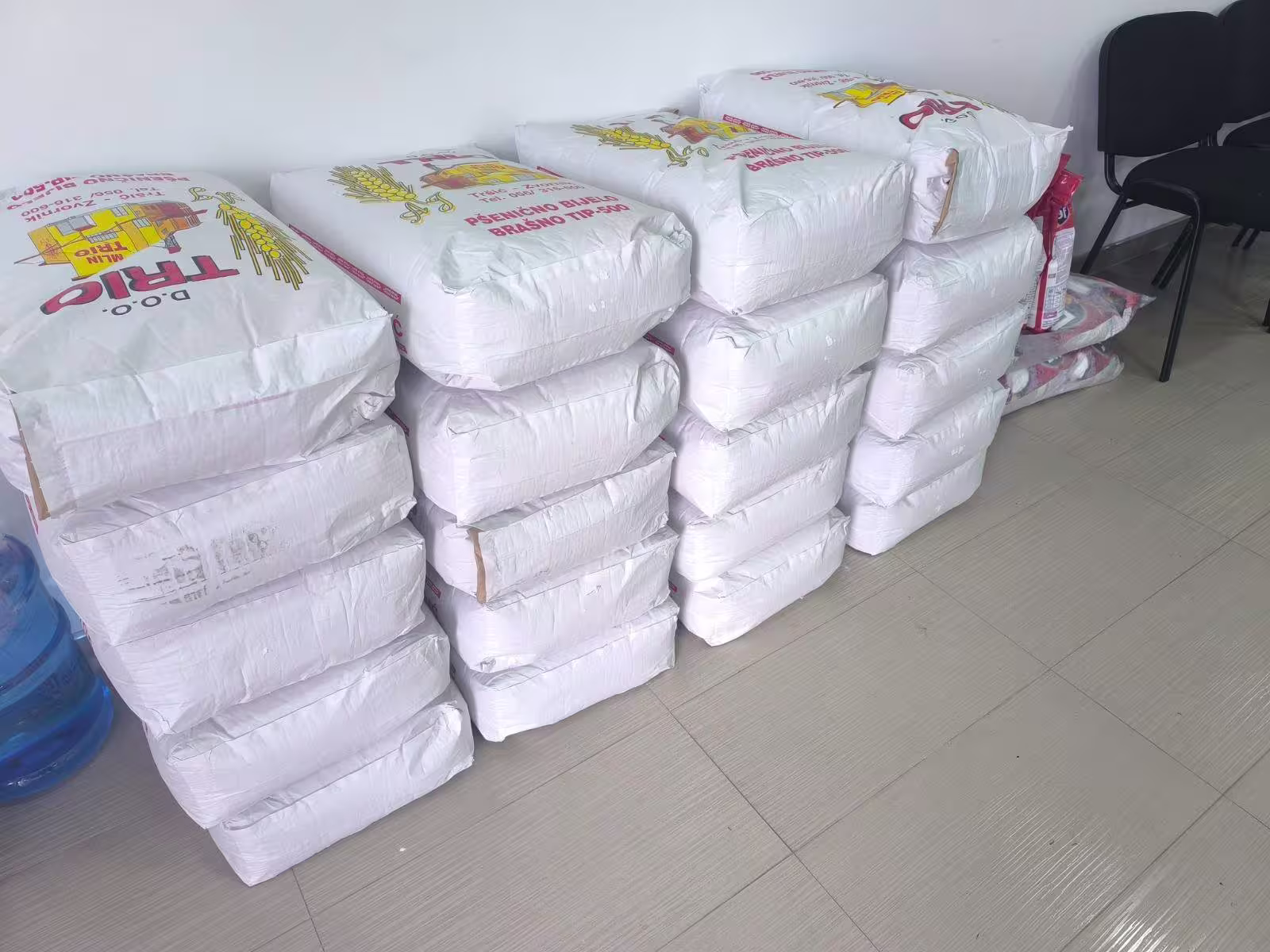 484926760 657034386904412 942234809591420669 n