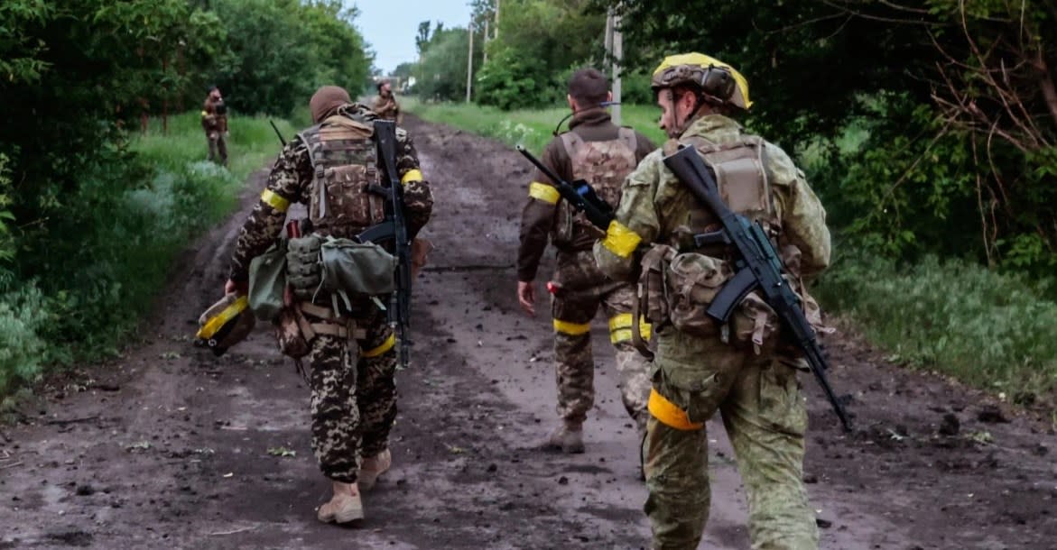 Cover Image for Ukrainian defense forces liberated more than 500 square kilometers in Kherson Region in six days draft