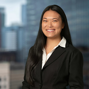 Luna Zhou