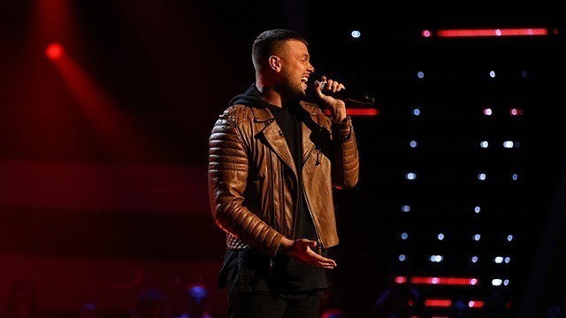 Dean Mac performs 'Pony' | The Voice